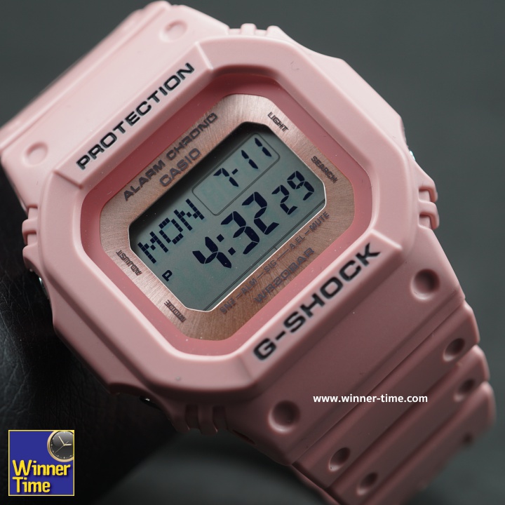 นาฬิกาจีช๊อค G-SHOCK รุ่นLOV-18B-4  รุ่นพิเศษ สีพิเศษ