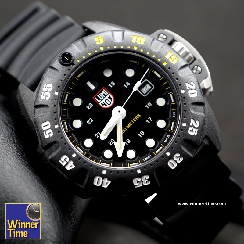 นาฬิกา LUMINOX SCOTT CASSELL DEEP DIVE 1550 SERIES รุ่น XS.1555