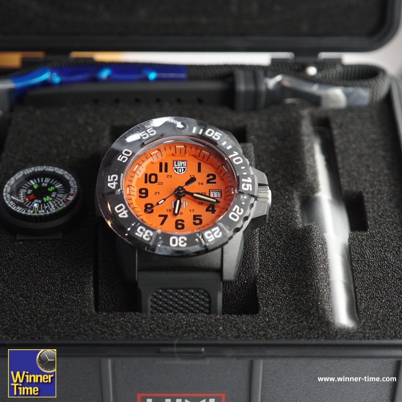 นาฬิกา Luminox Scott Cassell UVP Special Edition 3500 SERIES รุ่น XS.3509.SC.SET