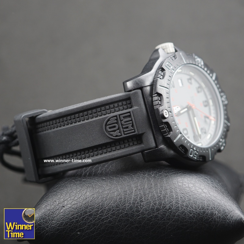 นาฬิกาLUMINOX Luminox Land Black OPS Carbon 8800 รุ่น XS.8802