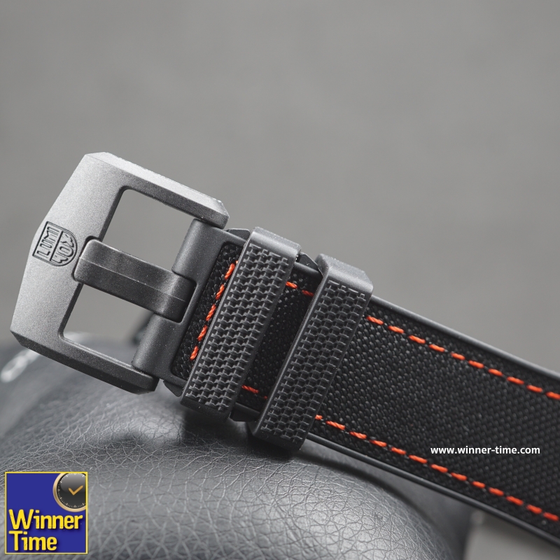 นาฬิกา LUMINOX ICE-SAR ARCTIC 1000 SERIES รุ่น: XL.1002