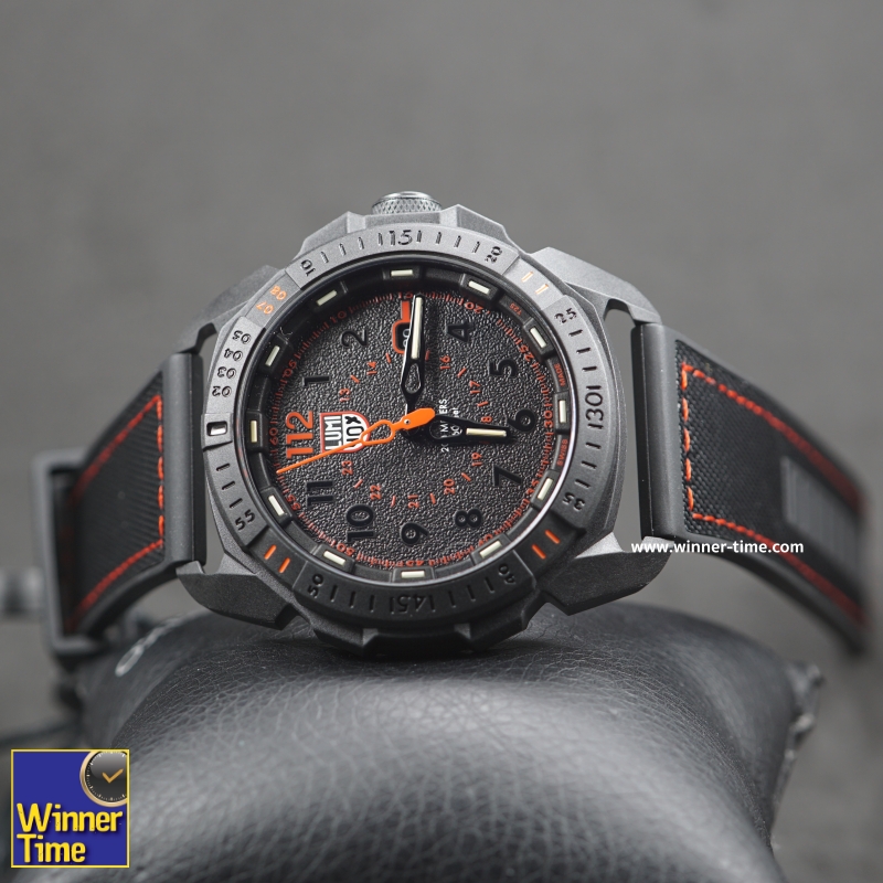 นาฬิกา LUMINOX ICE-SAR ARCTIC 1000 SERIES รุ่น: XL.1002