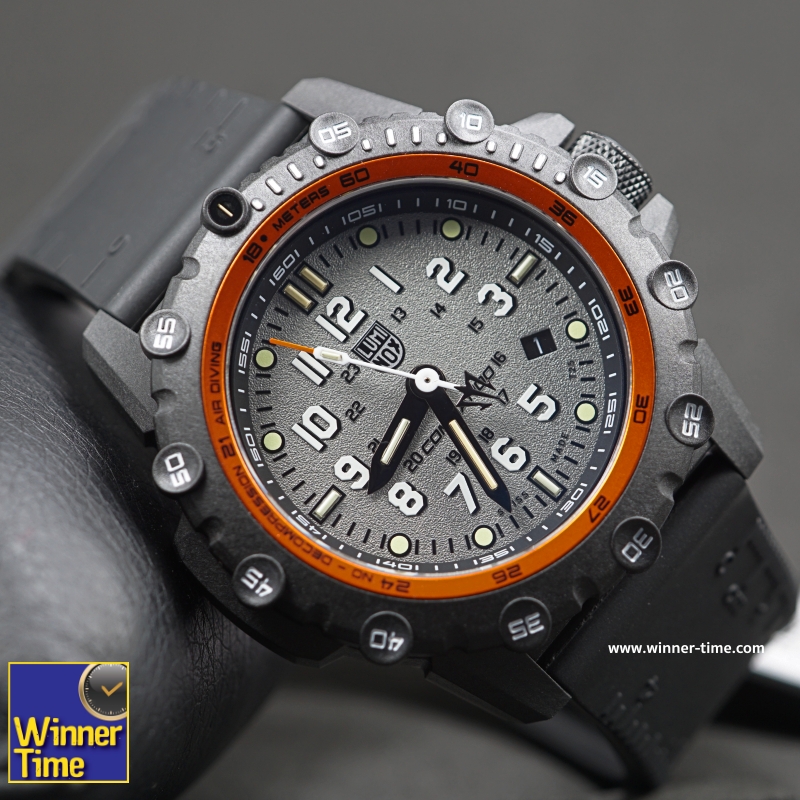 Luminox THE COMMANDO FROGMAN 3300 SERIES รุ่น XS.3301
