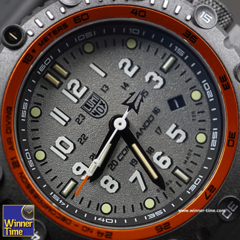 Luminox THE COMMANDO FROGMAN 3300 SERIES รุ่น XS.3301