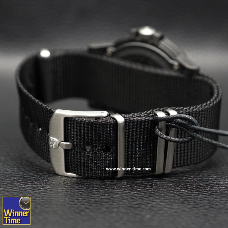 นาฬิกา LUMINOX LEATHERBACK SEA TURTLE GIANT 0320 SERIES รุ่น XS.0337