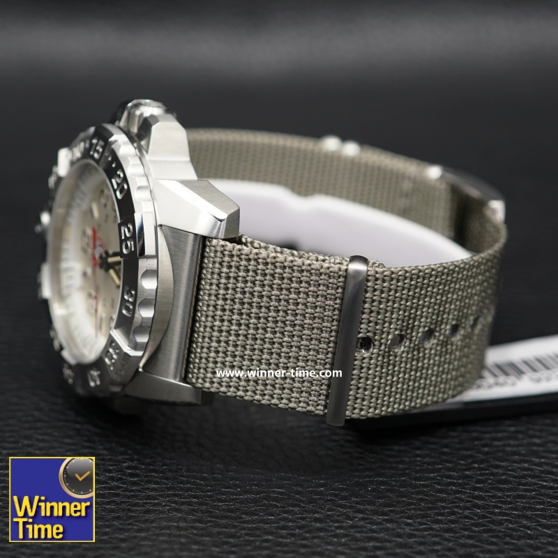 นาฬิกาLUMINOX NAVY SEAL STEEL 3250 SERIES รุ่น XS.3257