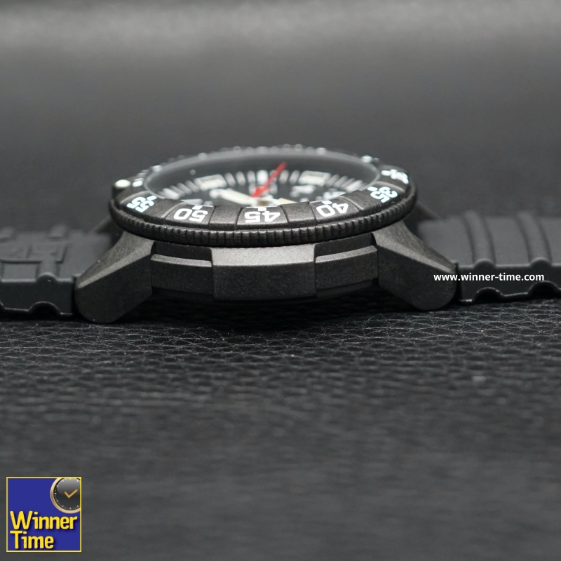 นาฬิกา Luminox Leatherback Sea Turtle 0300 Series (Black/White) รุ่น XS.0301
