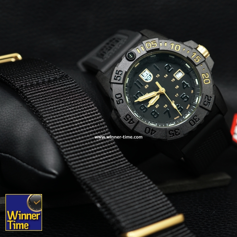นาฬิกาLuminox Navy SEAL Colormark 3500 Series LimitedEdition (Black/Gold) รุ่น XS.3501.GOLD.SET