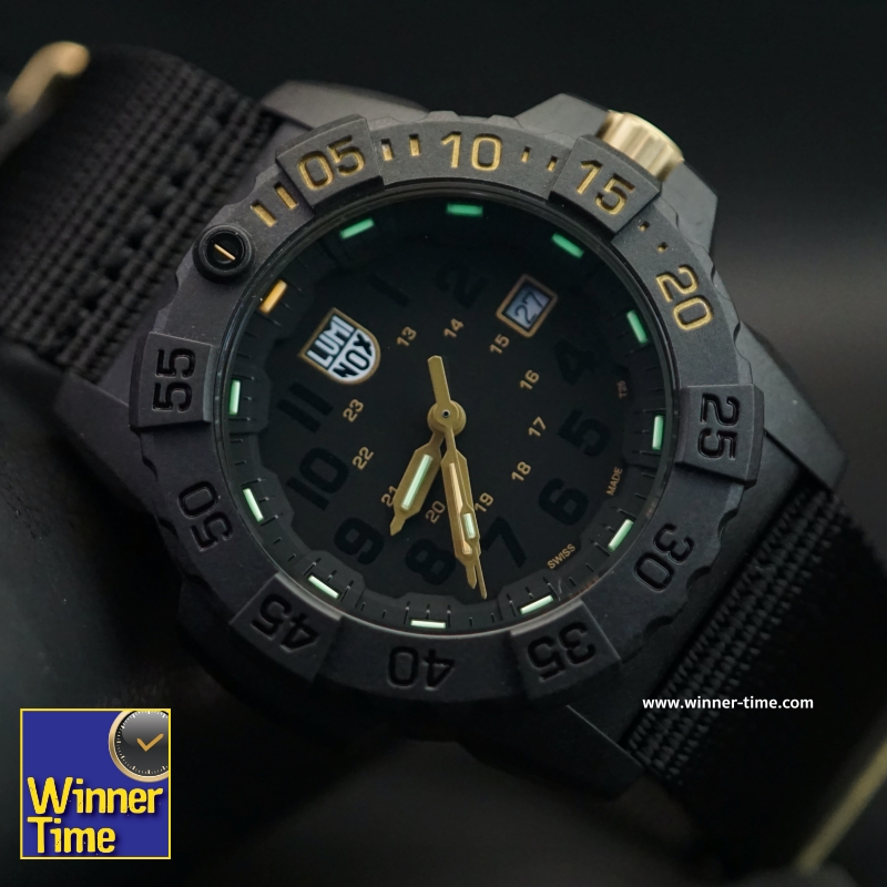 นาฬิกาLuminox Navy SEAL Colormark 3500 Series LimitedEdition (Black/Gold) รุ่น XS.3501.GOLD.SET