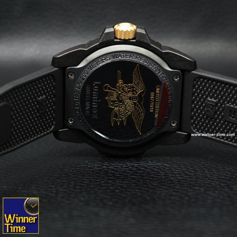นาฬิกาLuminox Navy SEAL Colormark 3500 Series LimitedEdition (Black/Gold) รุ่น XS.3501.GOLD.SET