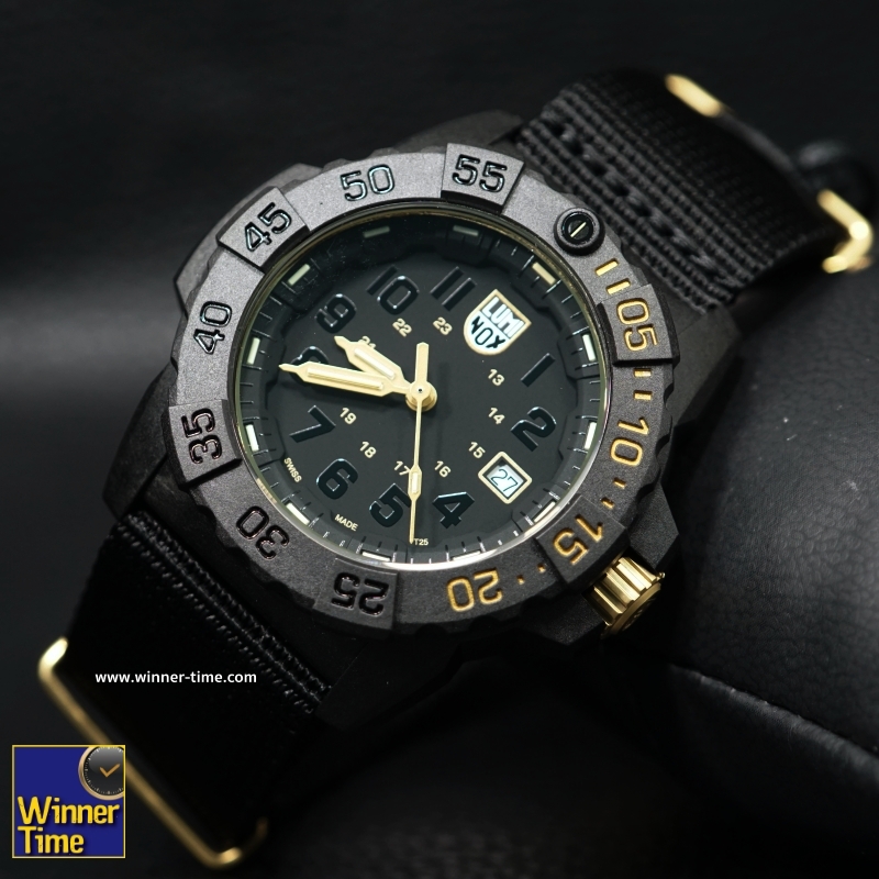 นาฬิกาLuminox Navy SEAL Colormark 3500 Series LimitedEdition (Black/Gold) รุ่น XS.3501.GOLD.SET