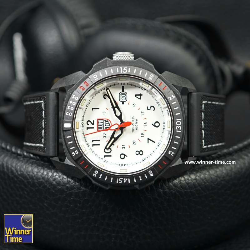 นาฬิกาผู้ชาย LUMINOX ICE-SAR ARCTIC 1000 SERIES รุ่น XL.1007