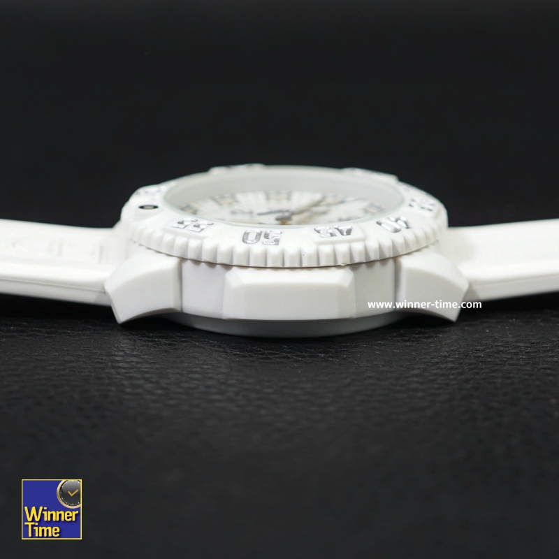 นาฬิกา LUMINOX NAVY SEAL COLORMARK รุ่น XS.3057.WO