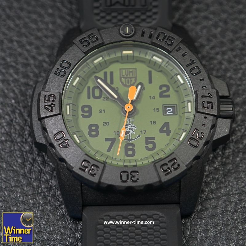 นาฬิกาLuminox Navy Seal Quartz 200M รุ่น XS.3517.NQ.SET