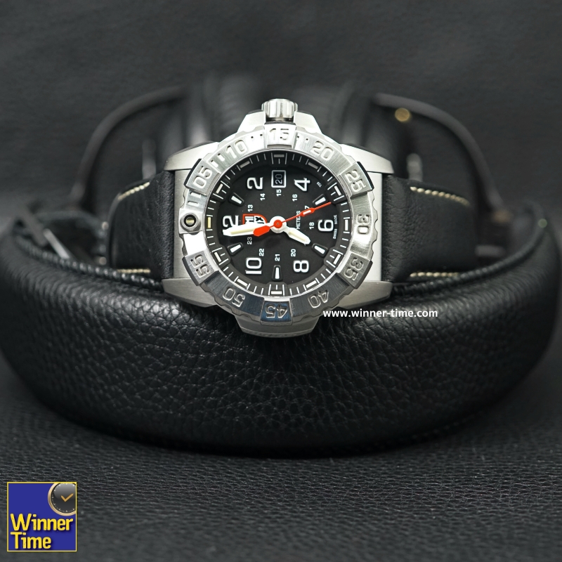 นาฬิกาLuminox NAVY SEAL STEEL 3250 SERIES (Leather Strap) รุ่น XS.3251