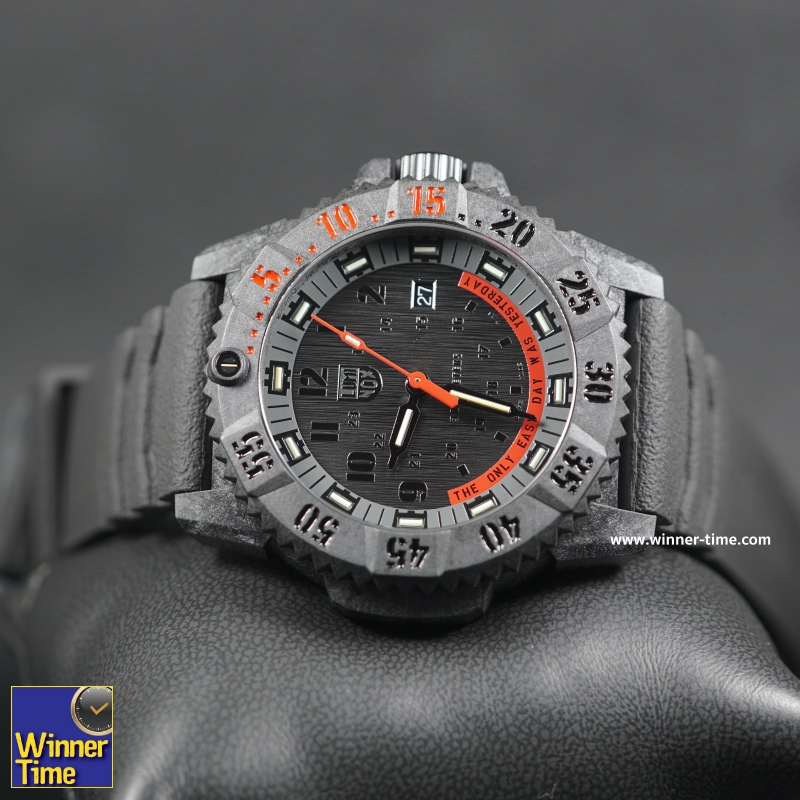 นาฬิกาLUMINOX LIMITED EDITION MASTER CARBON SEAL - THE ONLY EASY DAY WAS YESTERDAY รุ่น XS.3801.EY