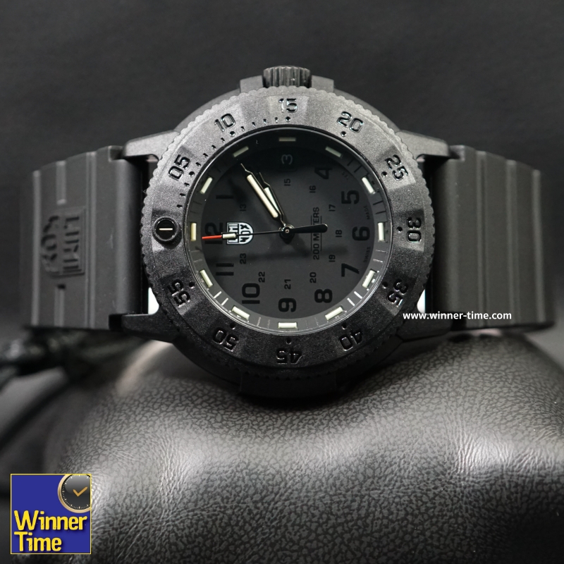 นาฬิกาLuminox 3001.EVO.BO Black Dial Swiss Quartz 43mm Case Watch รุ่น XS.3001.EVO.BO