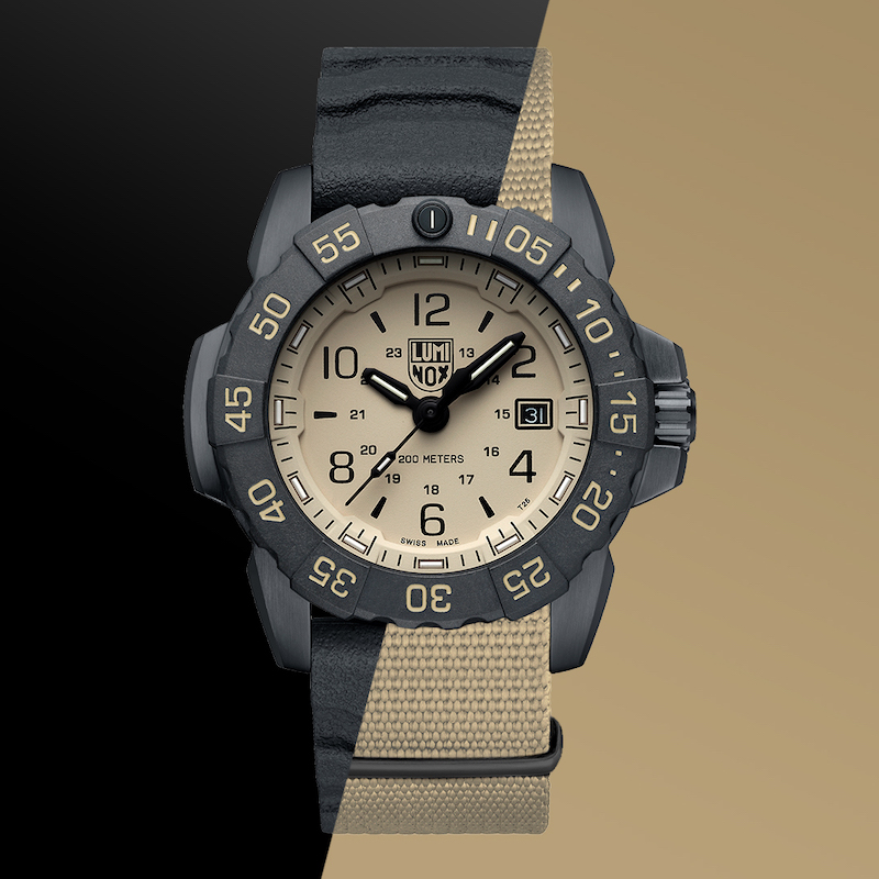 นาฬิกา LUMINOX Navy Seal Lm3251.cbnsf.set Black Rubber Strap Men Watch รุ่น XS.3251.CBNSF.SET นาฬิกา LUMINOX Navy Seal Lm3251.cbnsf.set Black Rubber Strap Men Watch รุ่น XS.3251.CBNSF.SET