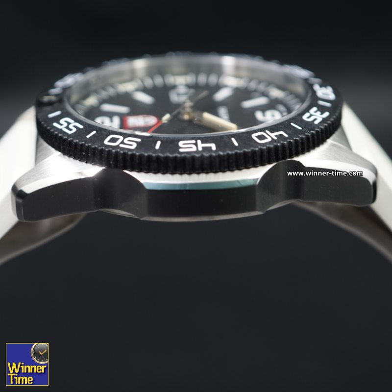 นาฬิกา LUMINOX Pacific Diver Rubber Strap รุ่น XS.3121.WF (สายยางสีขาว)