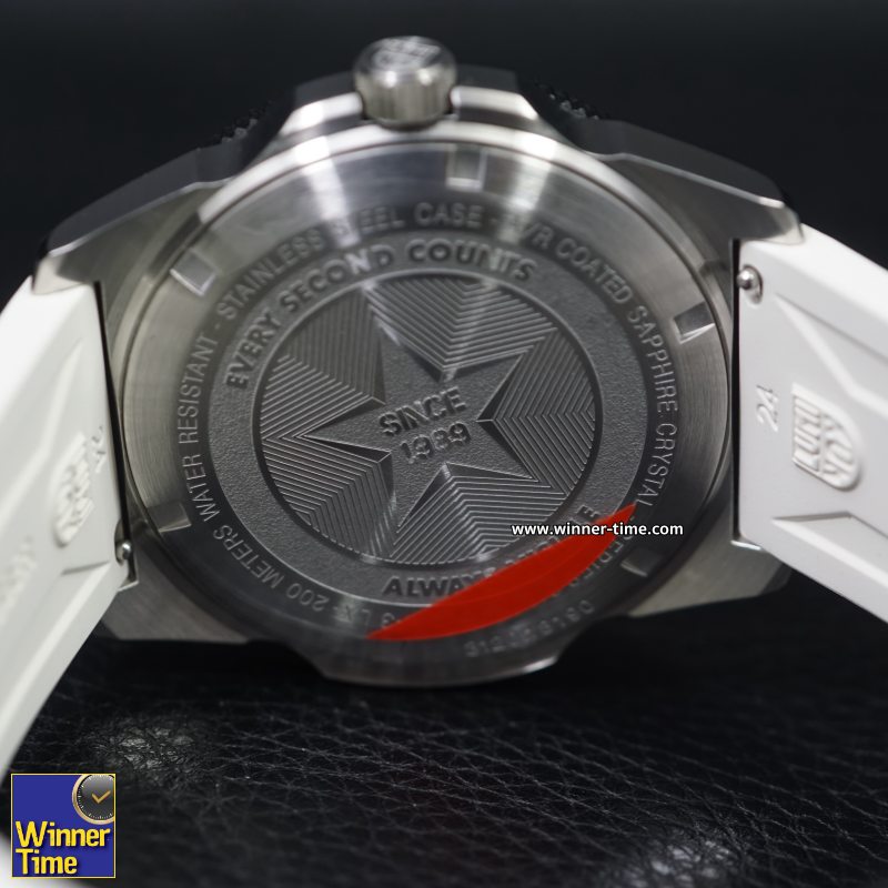 นาฬิกา LUMINOX Pacific Diver Rubber Strap รุ่น XS.3121.WF (สายยางสีขาว)
