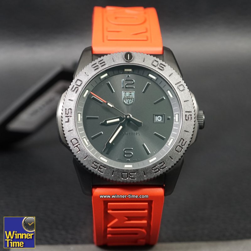 นาฬิกา LUMINOX Pacific Diver Rubber Strap รุ่น XS.3121.BO.RF (สายสีแดง)