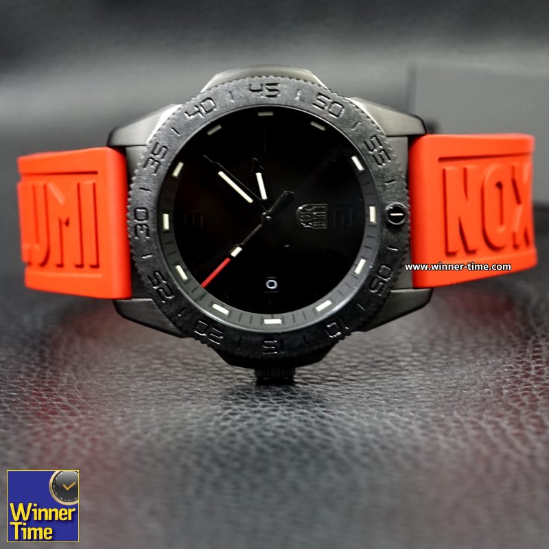 นาฬิกา LUMINOX Pacific Diver Rubber Strap รุ่น XS.3121.BO.RF (สายสีแดง)