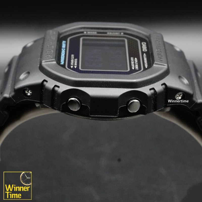 นาฬิกาCASIO G-SHOCK ดิจิตอล ซีรีส์ 5600 รุ่น DW-5600RW-1DR