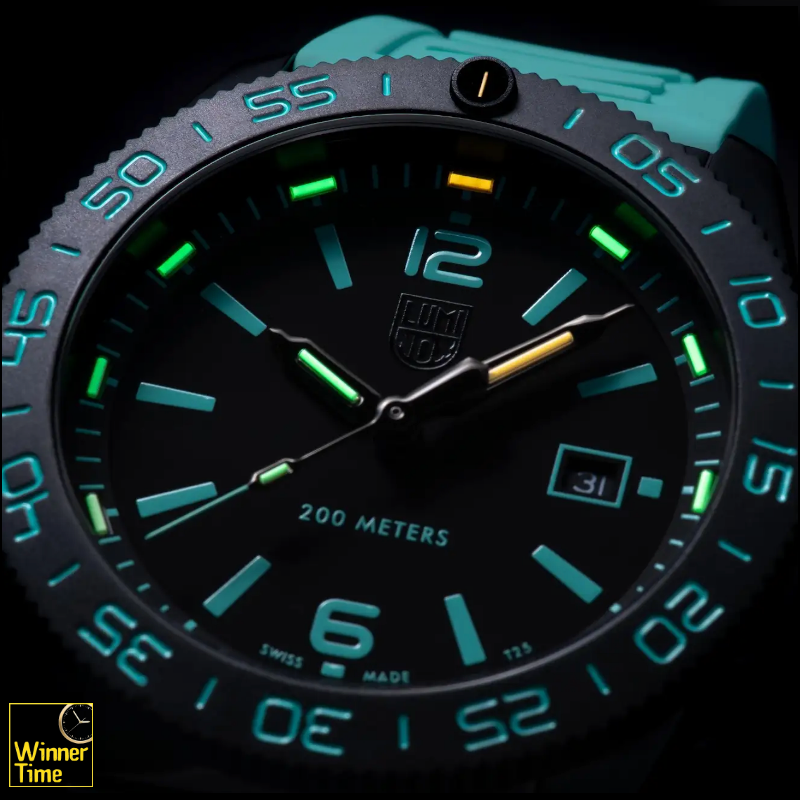 นาฬิกาข้อมือLUMINOX Pacific Diver Transformative Teal Limited Edition Color of the Year รุ่น XS.3124.N.SET