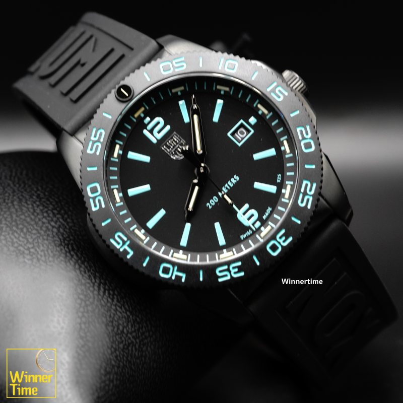 นาฬิกาข้อมือLUMINOX Pacific Diver Transformative Teal Limited Edition Color of the Year รุ่น XS.3124.N.SET