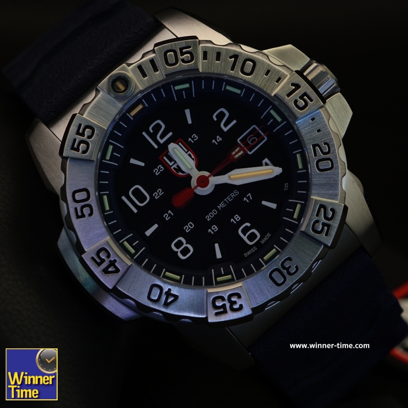 นาฬิกาLUMINOX NAVY SEAL STEEL 3250 SERIES รุ่น XS.3253