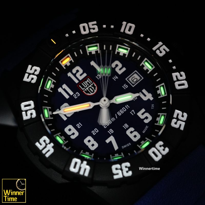นาฬิกาข้อมือ LUMINOX NAVY SEAL 3550 SERIES รุ่น XS.3553