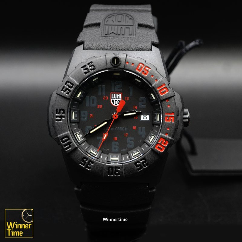 นาฬิกาข้อมือ LUMINOX NAVY SEAL 3550 SERIES รุ่น XS.3565