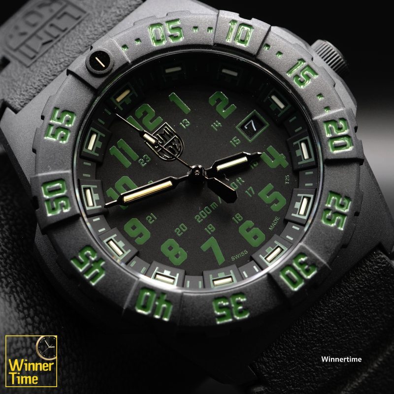 นาฬิกาข้อมือ LUMINOX NAVY SEAL 3550 SERIES รุ่น XS.3567