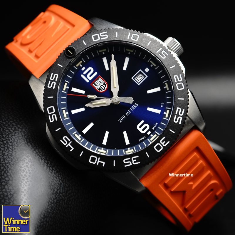 นาฬิกา LUMINOX Pacific Diver Rubber Strap รุ่น XS.3123.RF (สายสีส้ม)