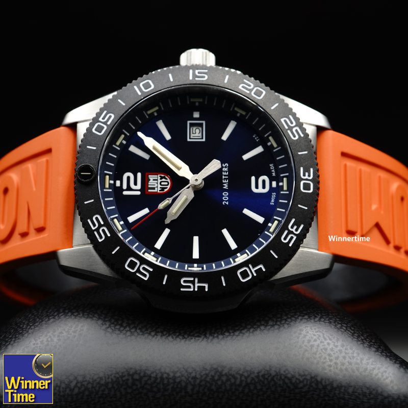 นาฬิกา LUMINOX Pacific Diver Rubber Strap รุ่น XS.3123.RF (สายสีส้ม)